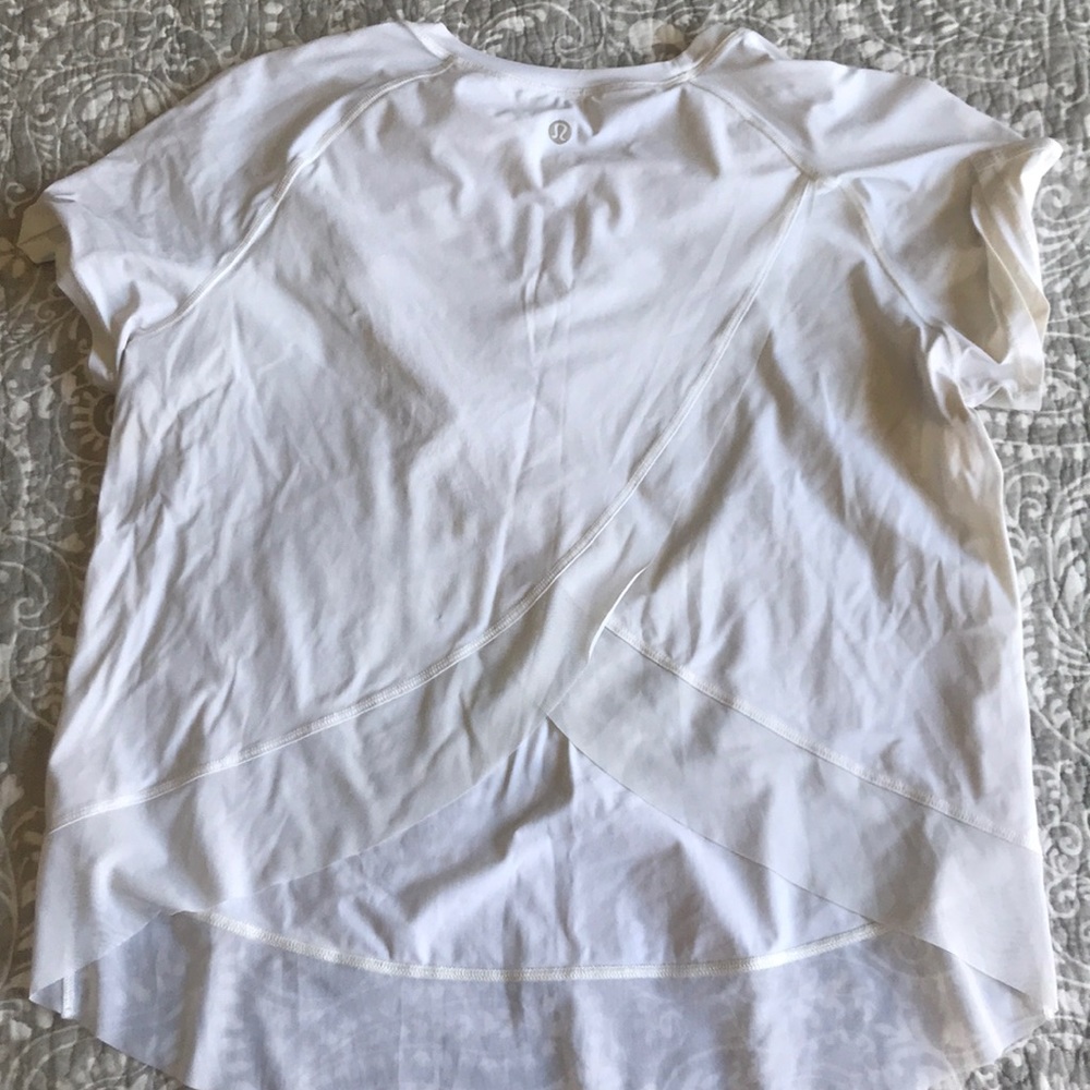 Lululemon top